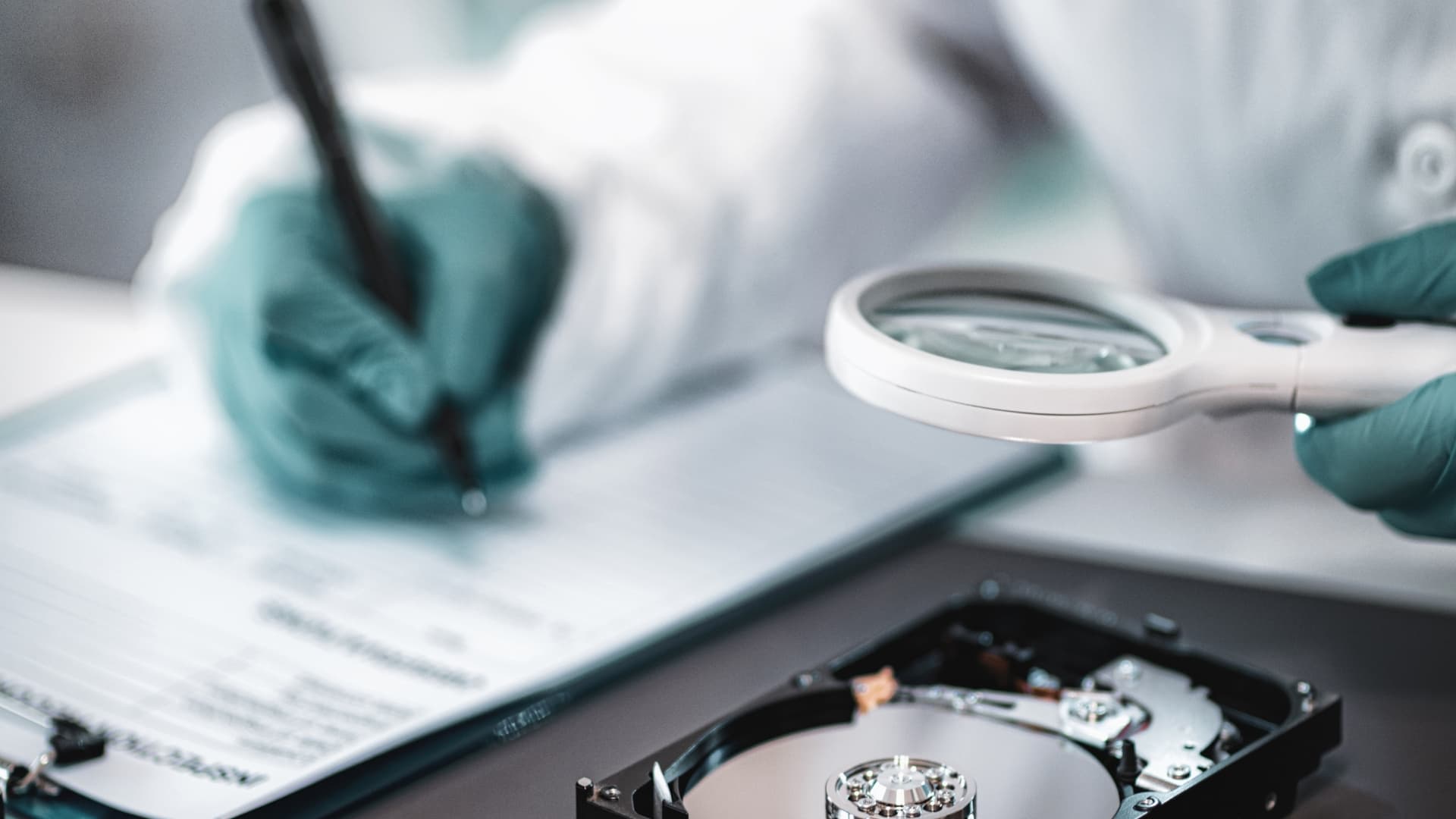 Acércate a nuestros laboratorios